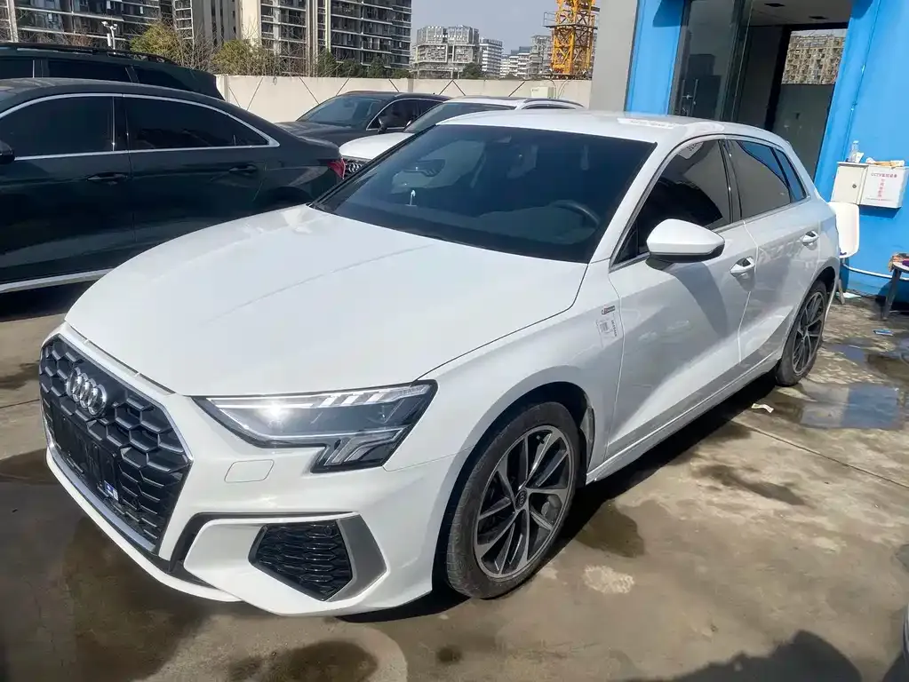 Audi A3 2022 из CN, фото 5