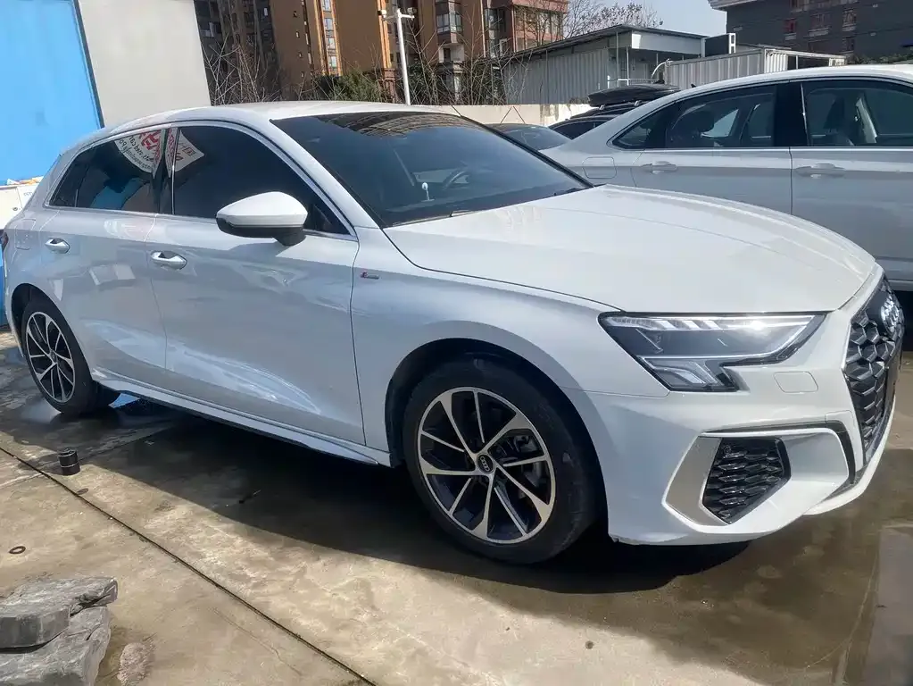 Audi A3 2022 из CN, фото 2
