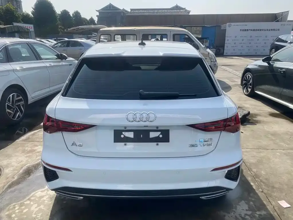 Audi A3 2022 из CN, фото 3