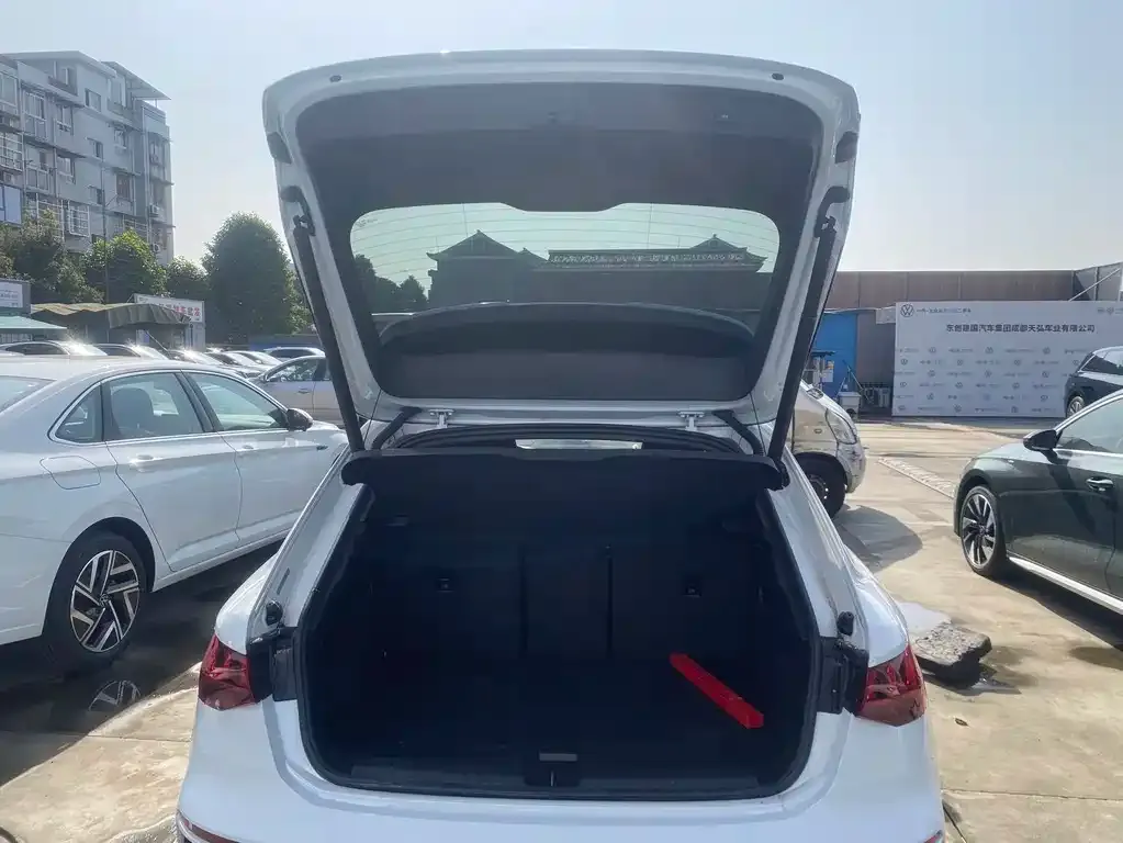 Audi A3 2022 из CN, фото 7