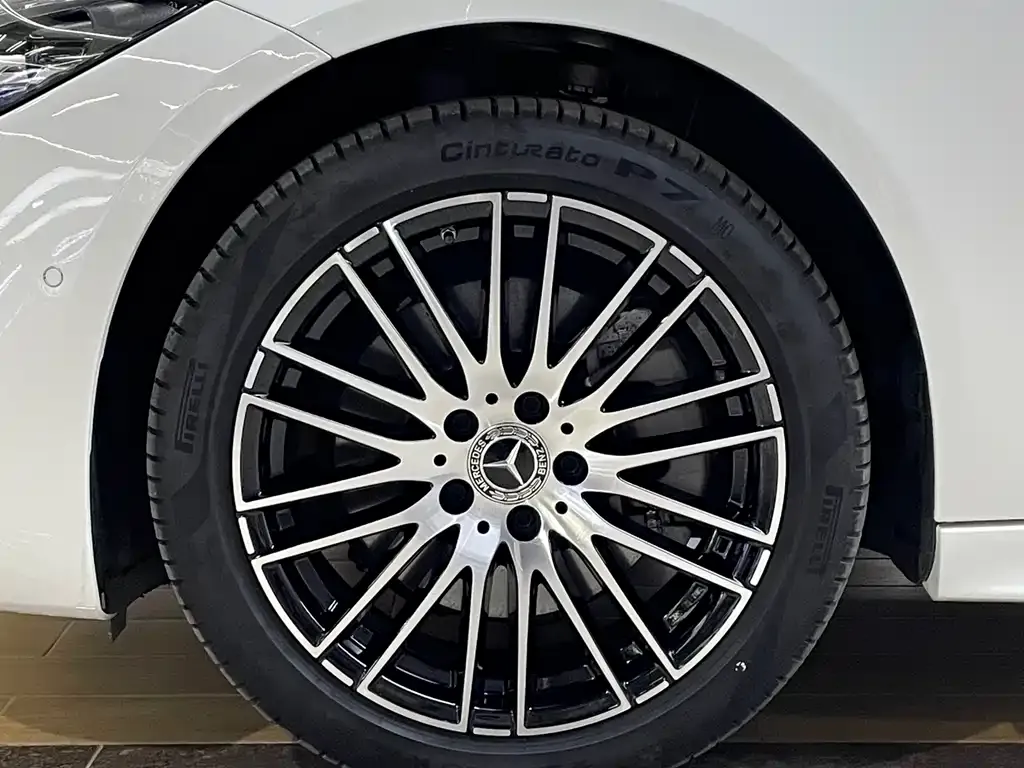 Mercedes-Benz C-Class 2024 из CN, фото 2