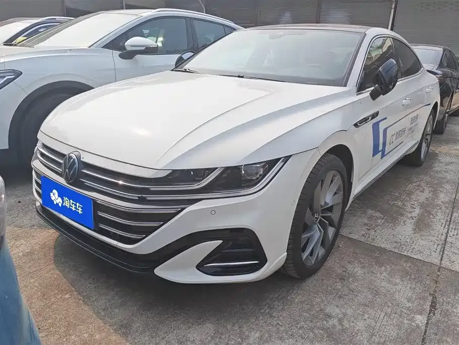 Volkswagen CC 2024 из CN, фото 2