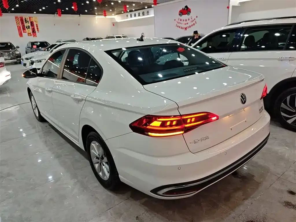 Volkswagen Bora 2024 из CN, фото 7