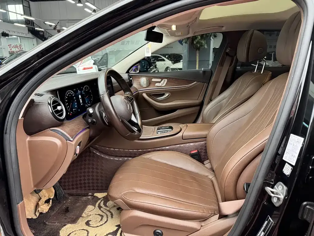 Mercedes-Benz E-Class 2022 из CN, фото 4