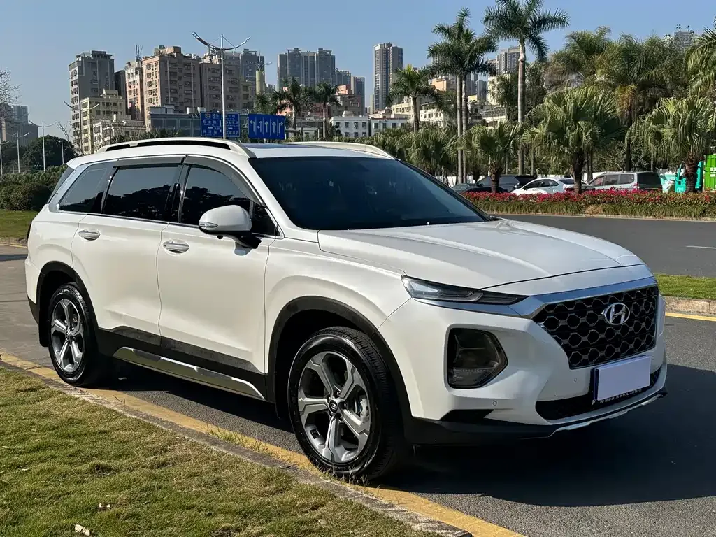 Hyundai Santa Fe 2022 из CN, фото 7
