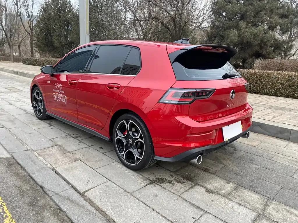 Volkswagen Golf GTI 2025 из CN, фото 3