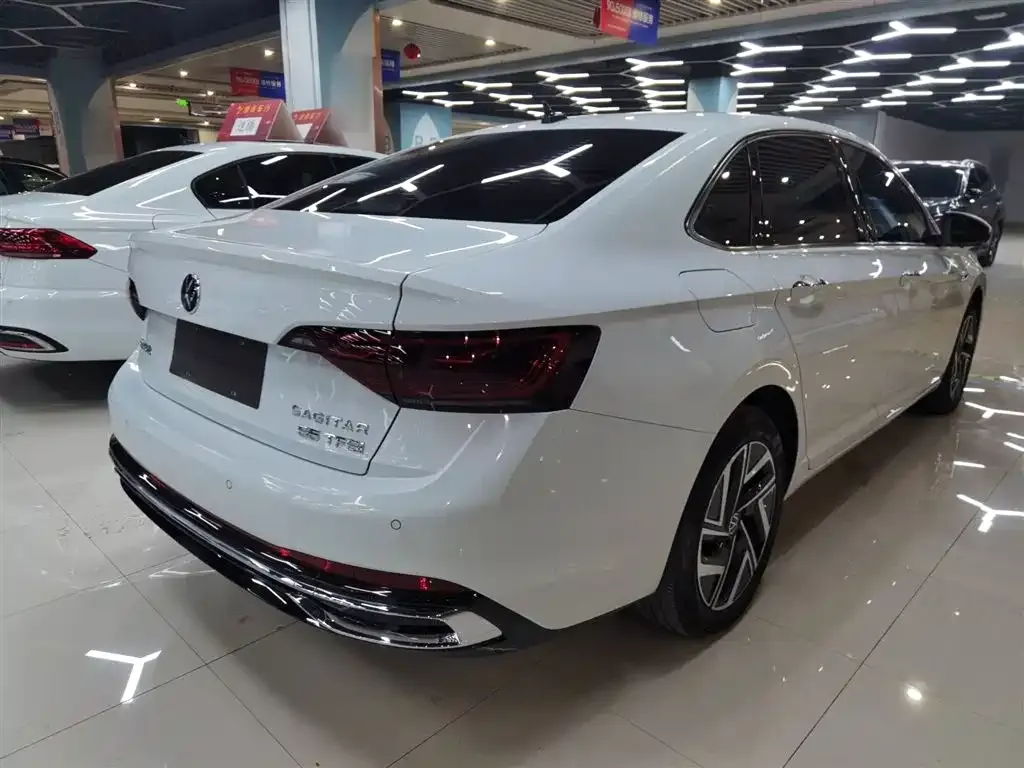 Volkswagen Sagitar 2023 из CN, фото 3