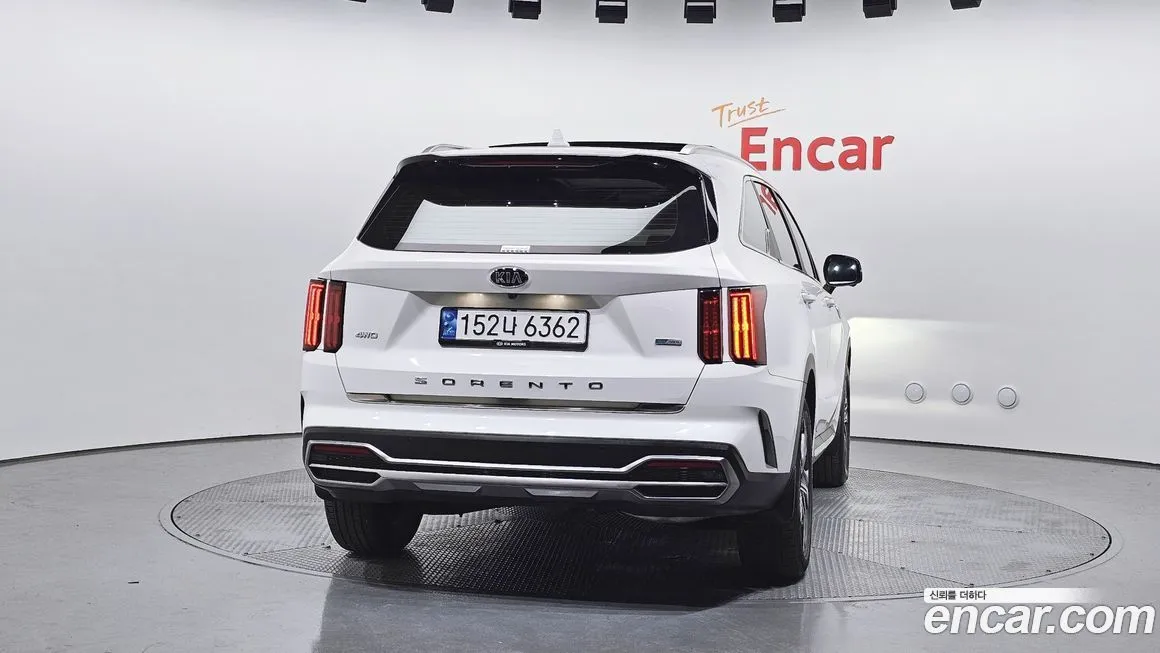 Kia Sorento — фото 9