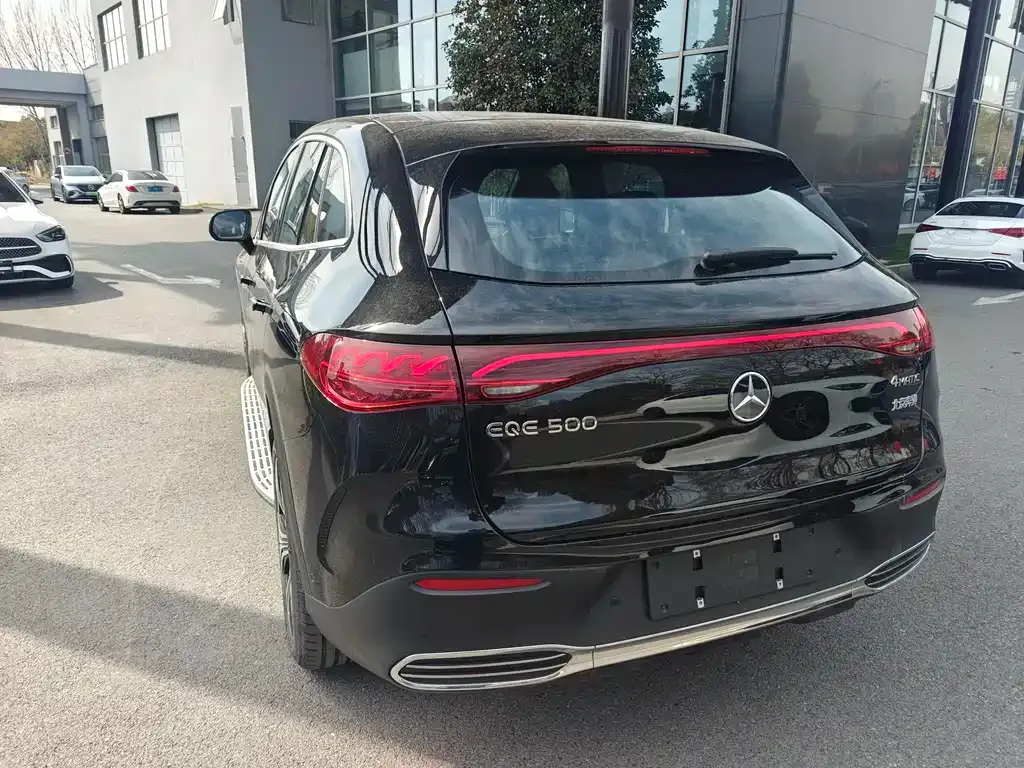 Mercedes-Benz EQE SUV 2026 из CN, фото 5