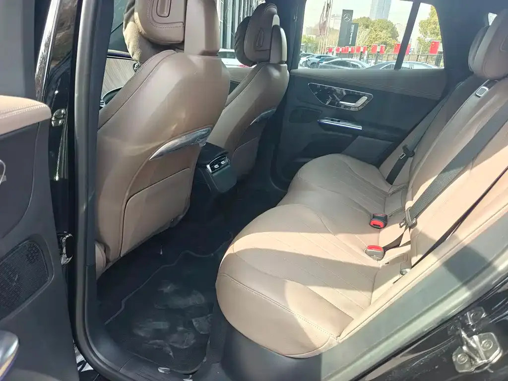 Mercedes-Benz EQE SUV 2026 из CN, фото 4