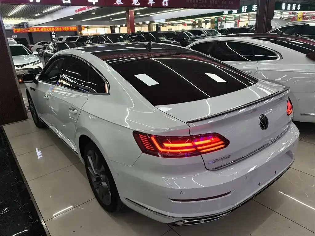 Volkswagen CC 2022 из CN, фото 8