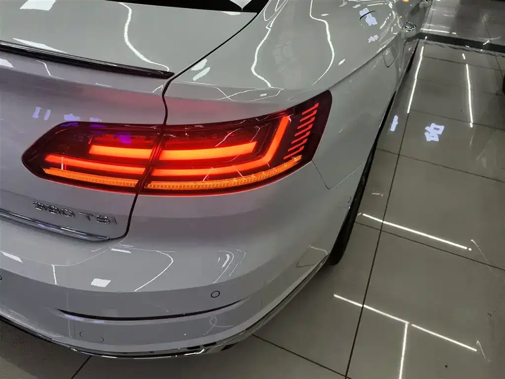 Volkswagen CC 2022 из CN, фото 10
