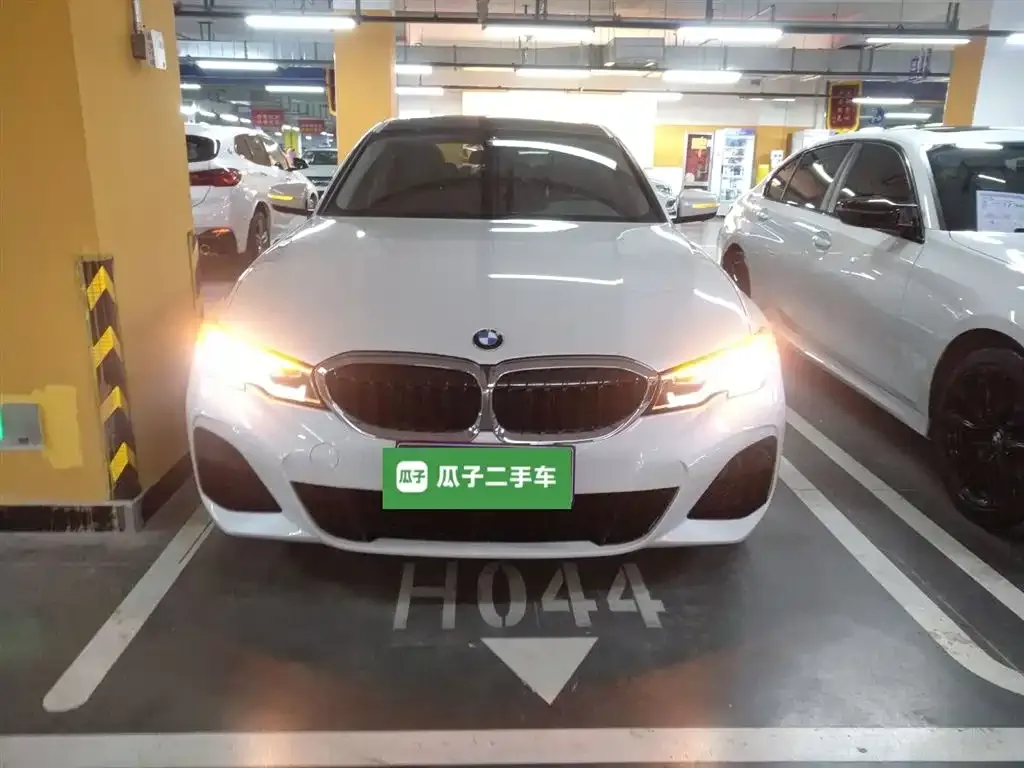BMW 3 Series 2022 из CN, фото 4
