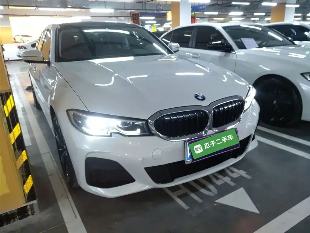 BMW 3 Series 2022 из CN, фото 2