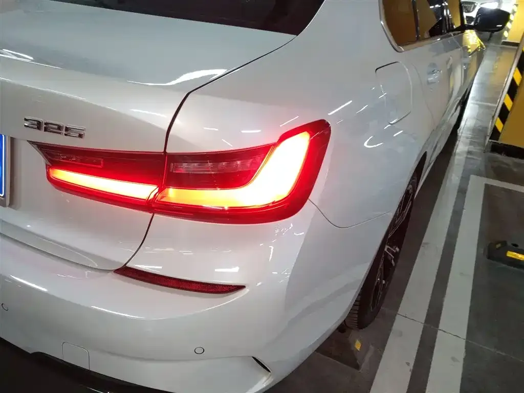 BMW 3 Series 2022 из CN, фото 5