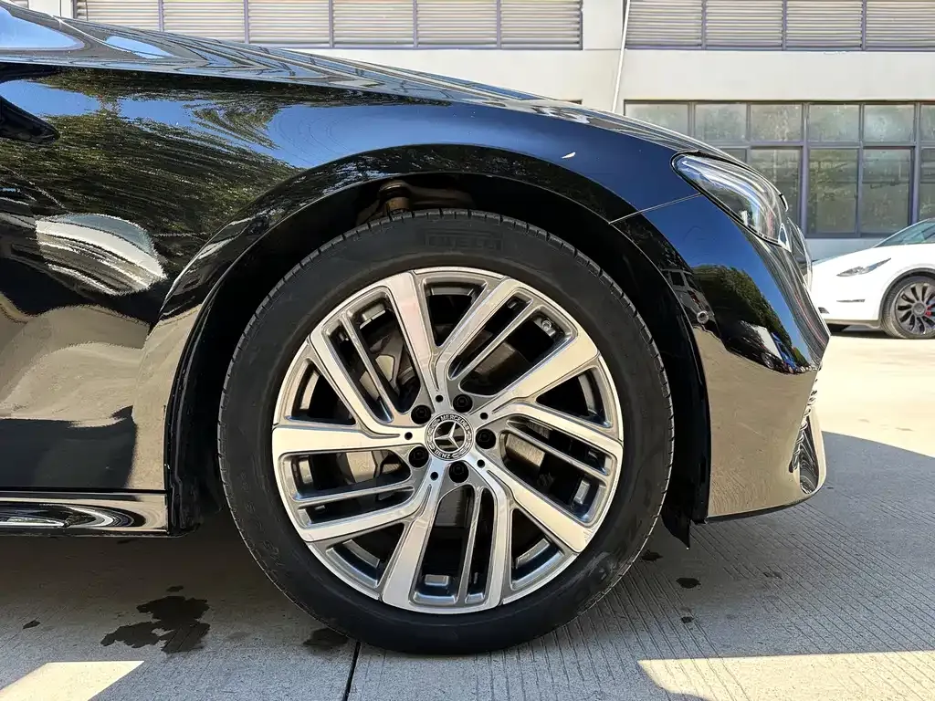 Mercedes-Benz E-Class 2024 из CN, фото 6