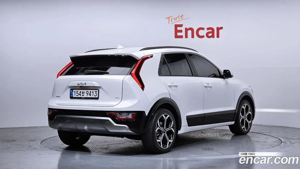 Kia Niro 2023 из KR, фото 2