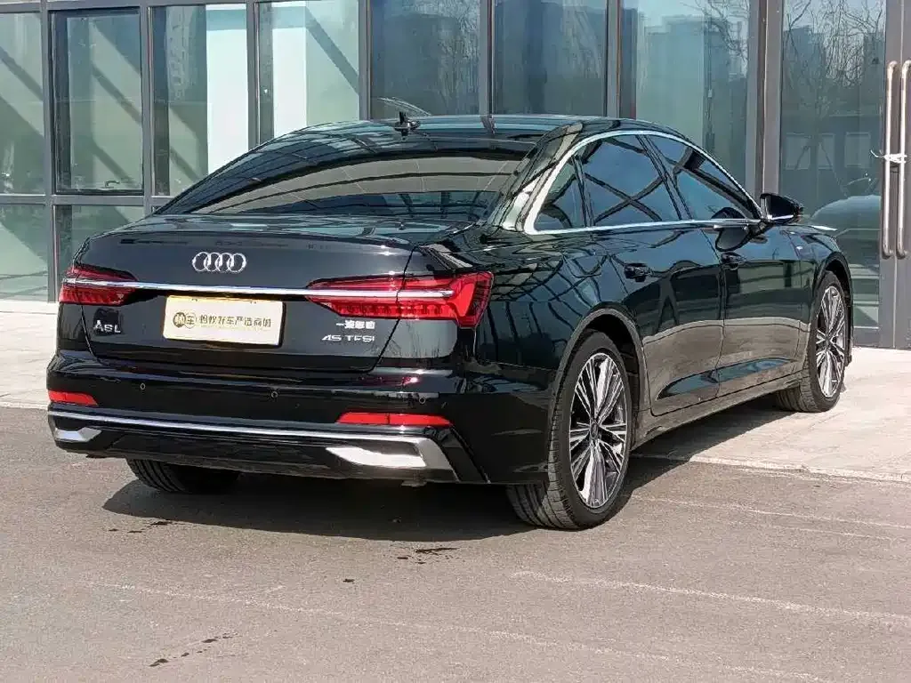 Audi A6L — фото 5