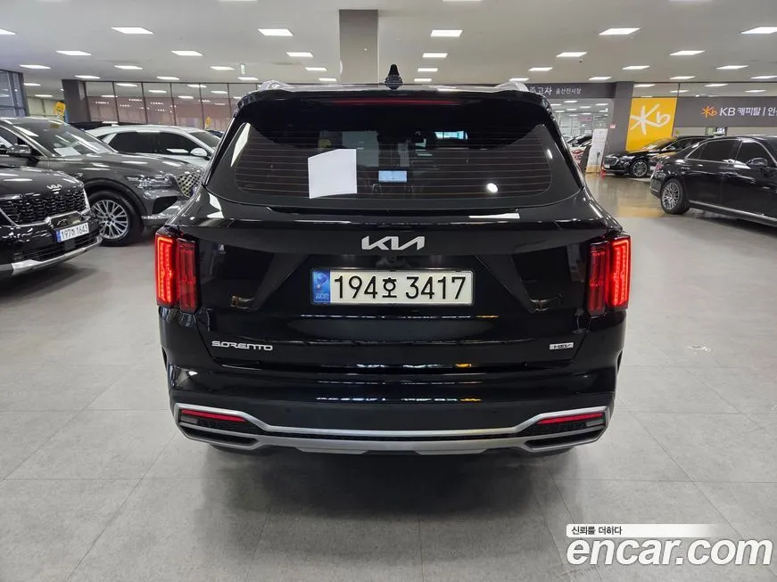 Kia Sorento — фото 8