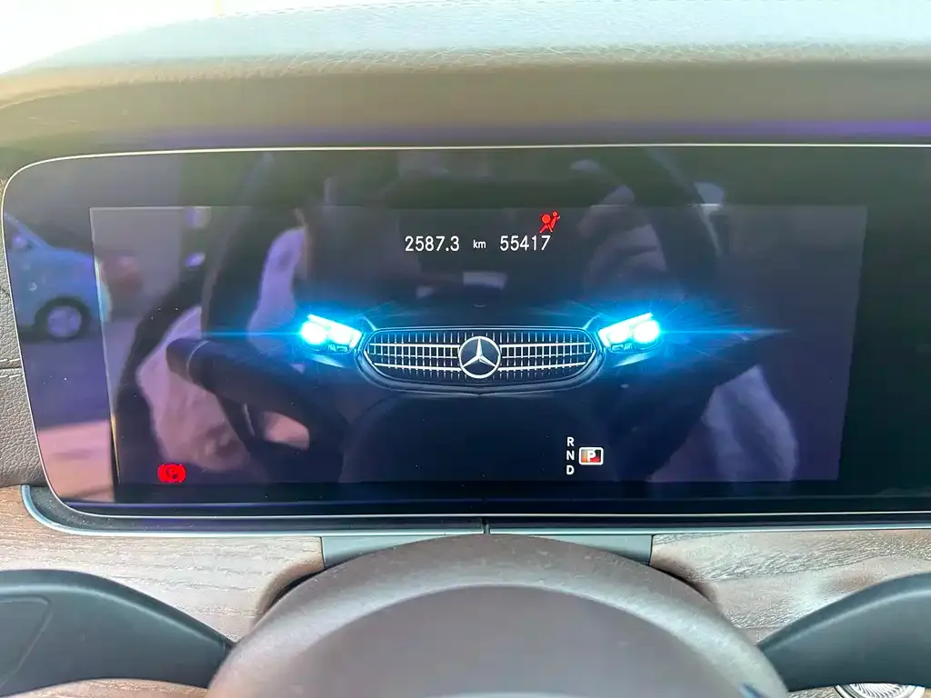 Mercedes-Benz E-Class 2021 из CN, фото 5