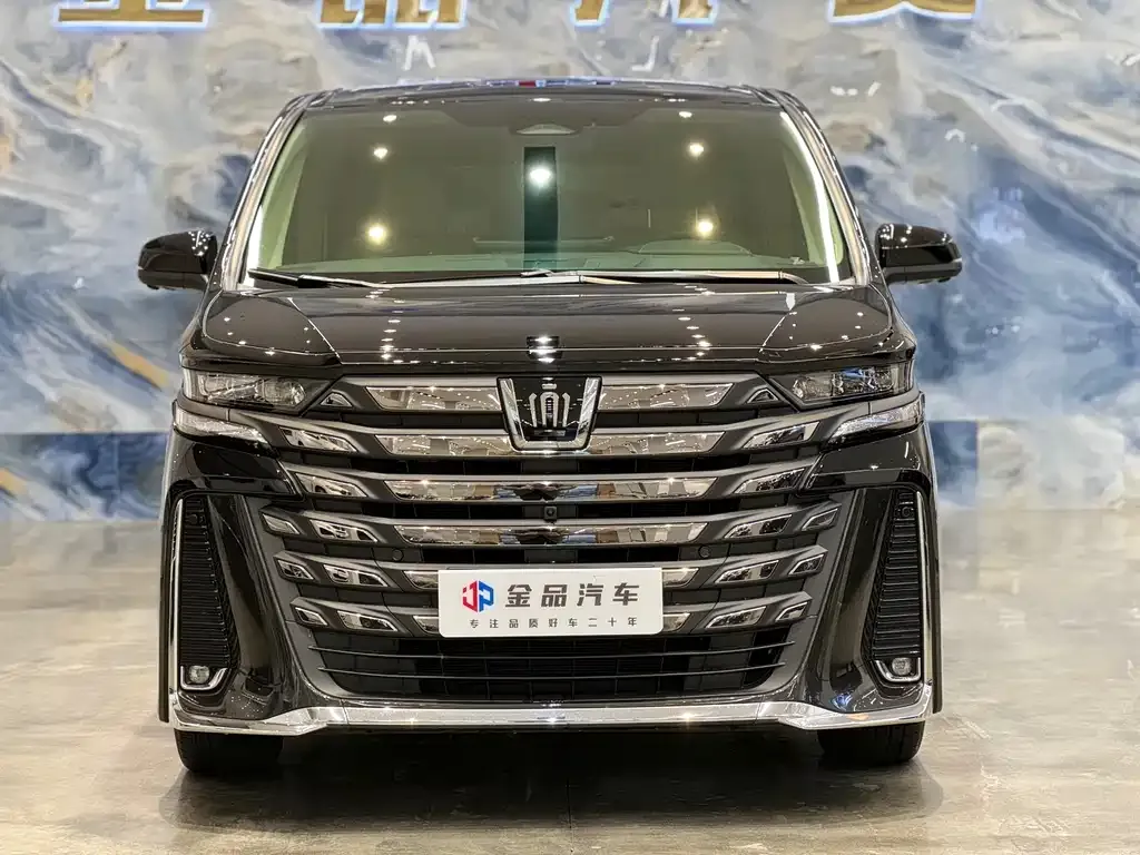 Toyota Vellfire — фото 10