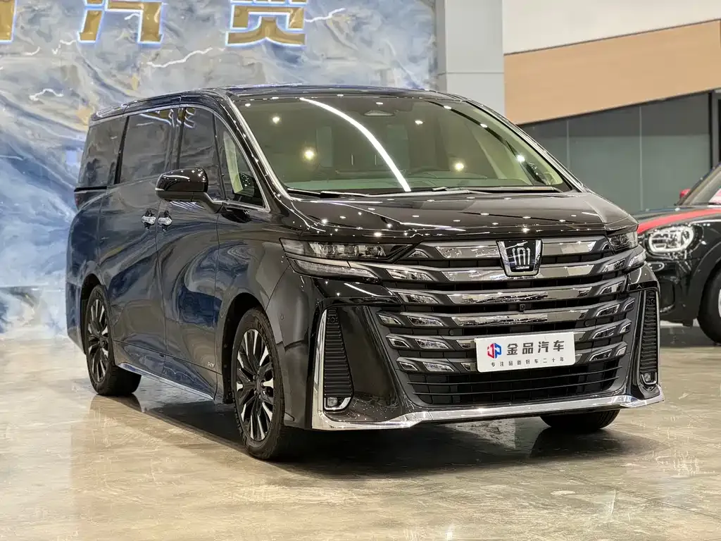 Toyota Vellfire — фото 9
