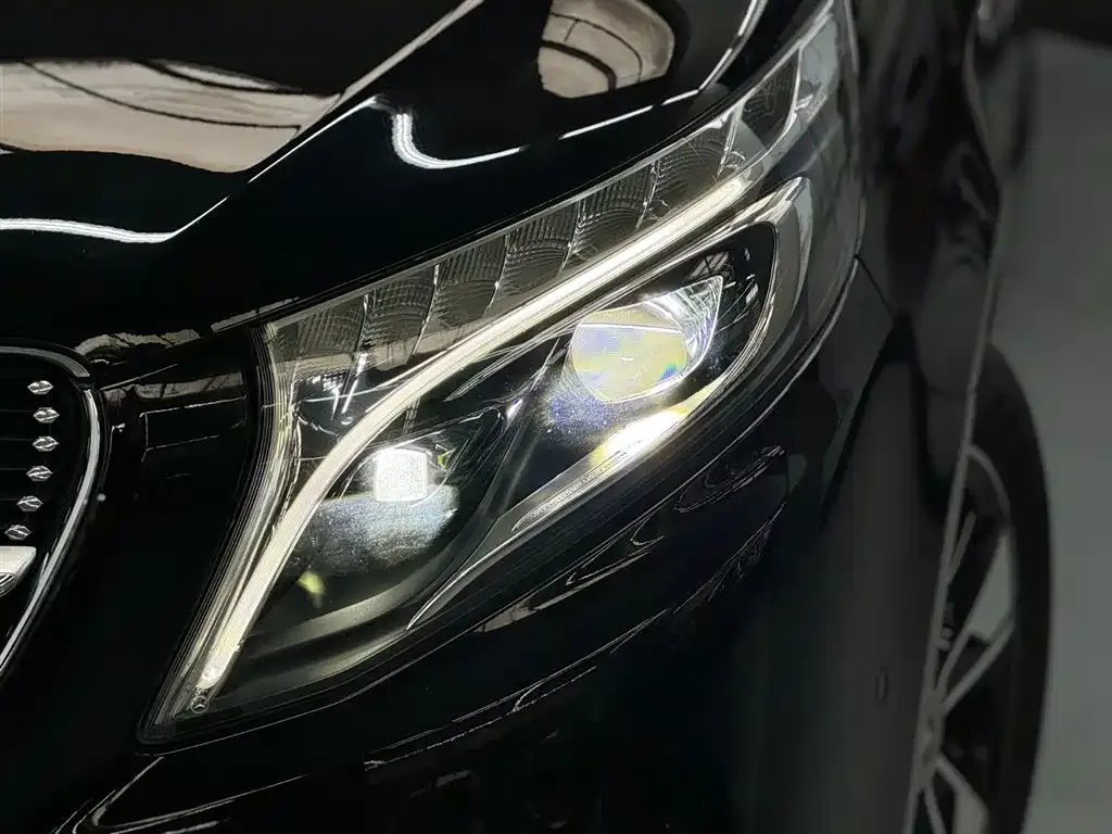 Mercedes-Benz V-Class 2021 из CN, фото 6