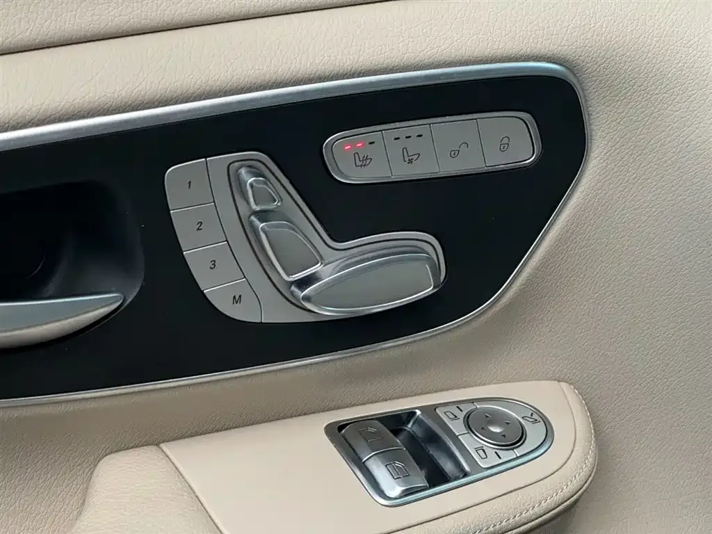 Mercedes-Benz V-Class 2021 из CN, фото 10