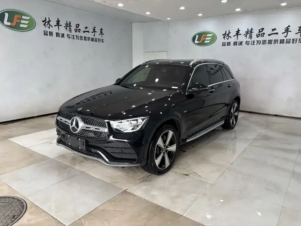 Mercedes-Benz GLC — фото 1