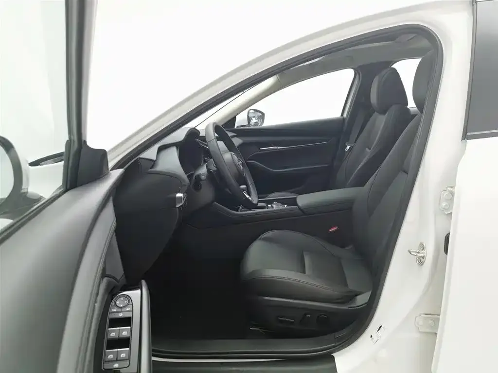 Mazda 3 Axela 2024 из CN, фото 6