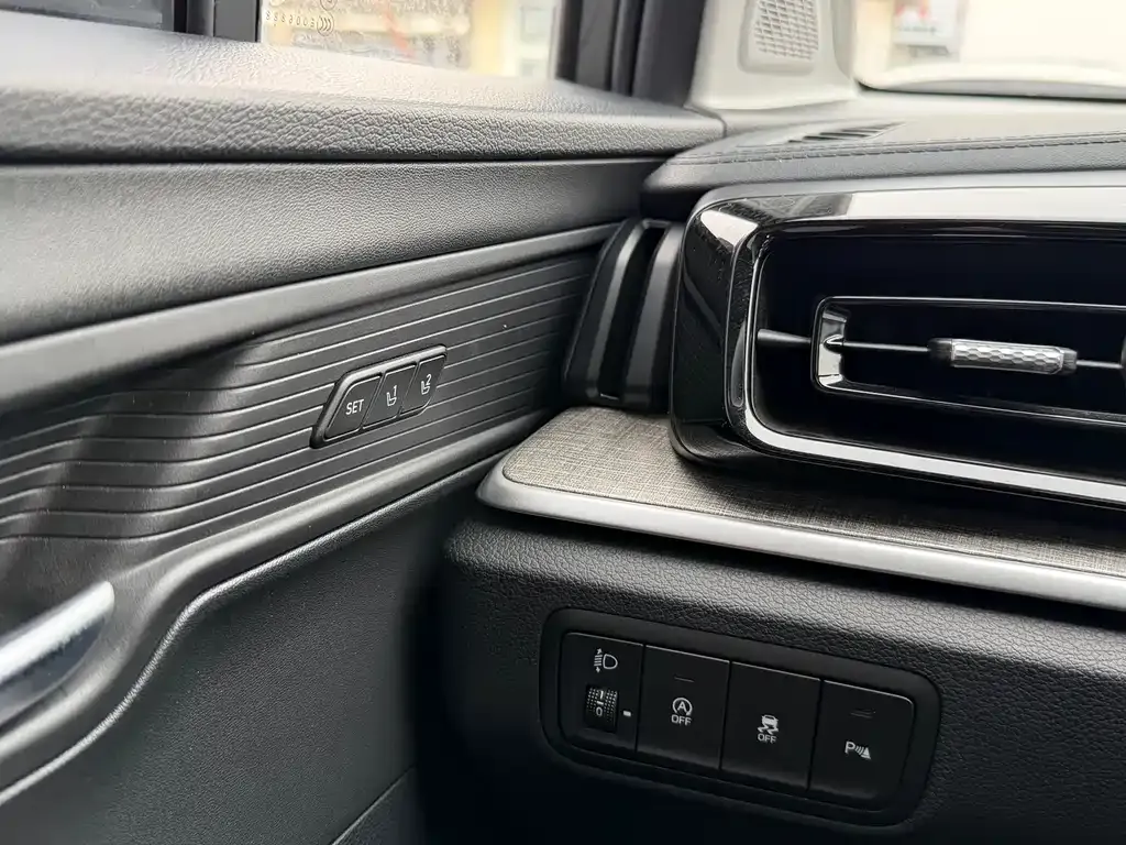 Hyundai Custo 2024 из CN, фото 7