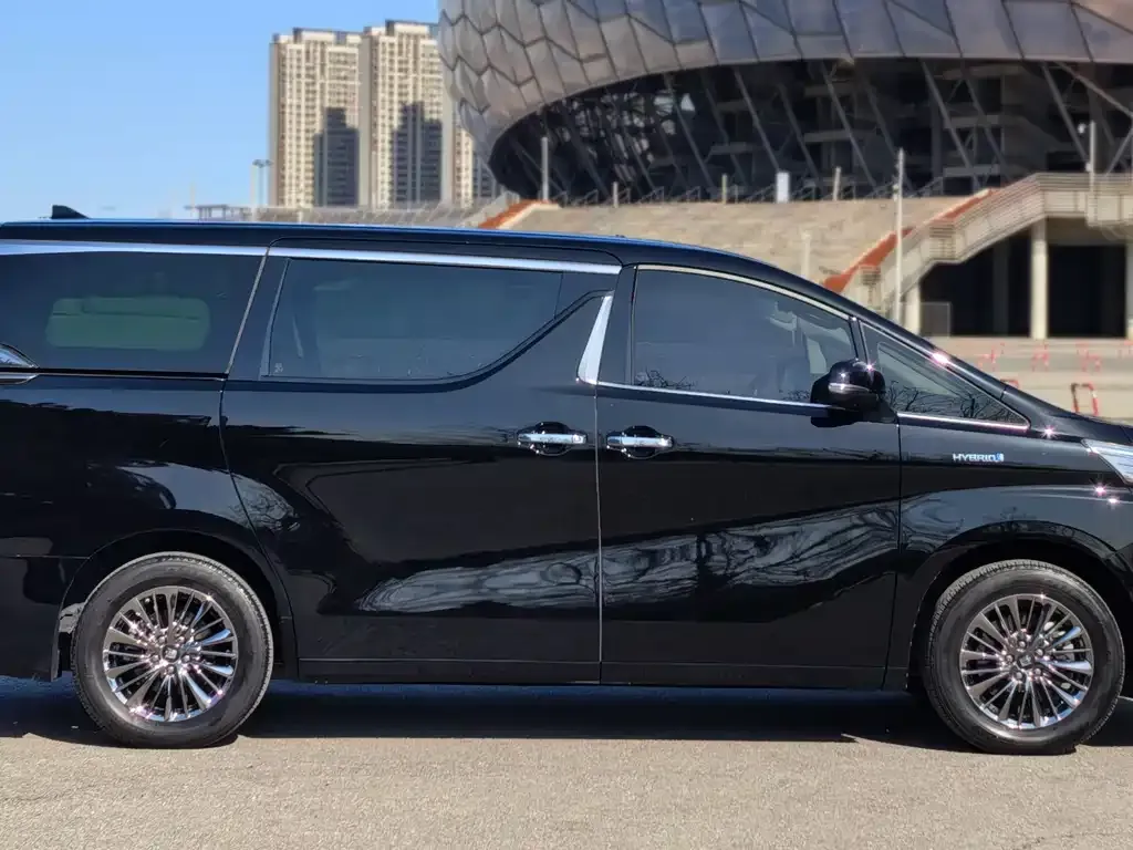 Toyota Vellfire 2022 из CN, фото 3
