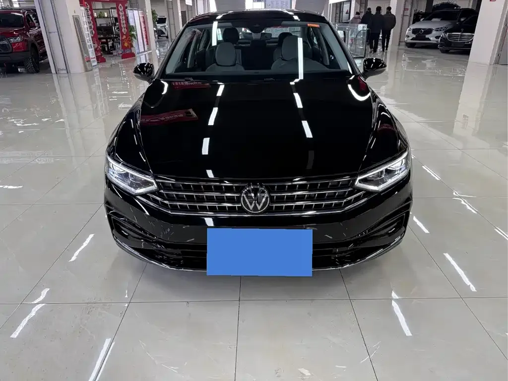 Volkswagen Magotan 2025 из CN, фото 7