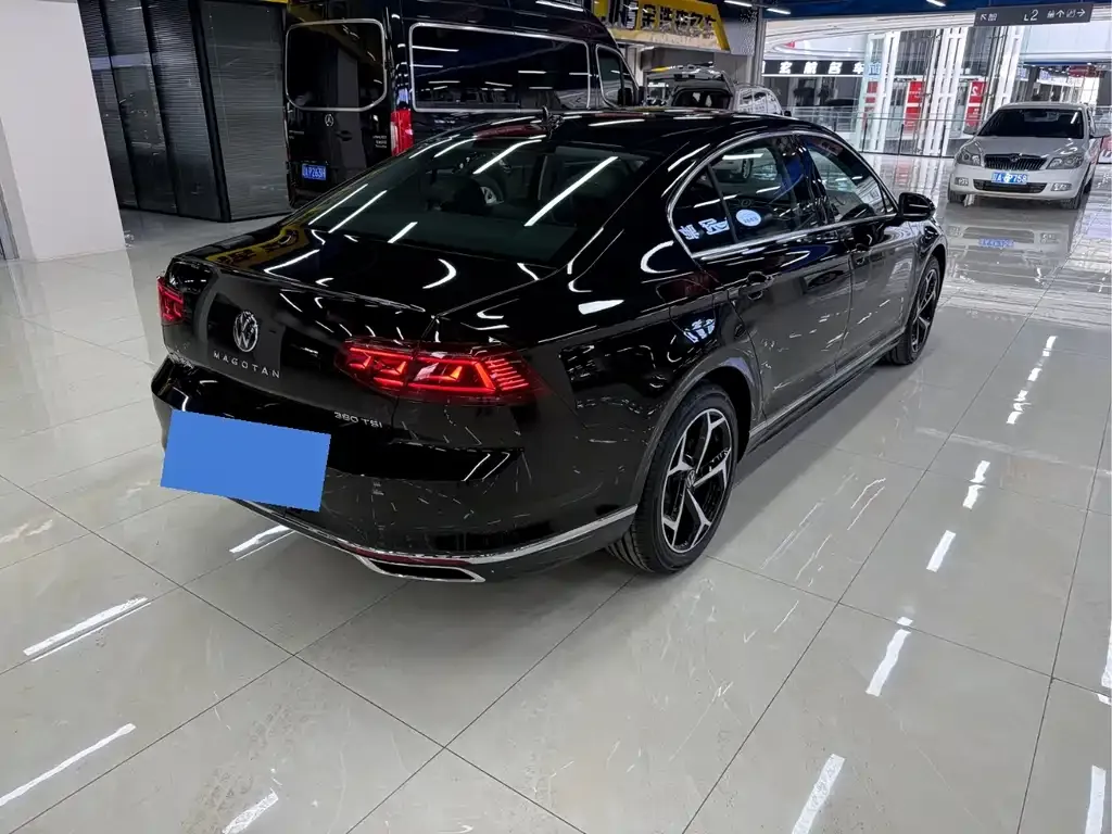 Volkswagen Magotan 2025 из CN, фото 8
