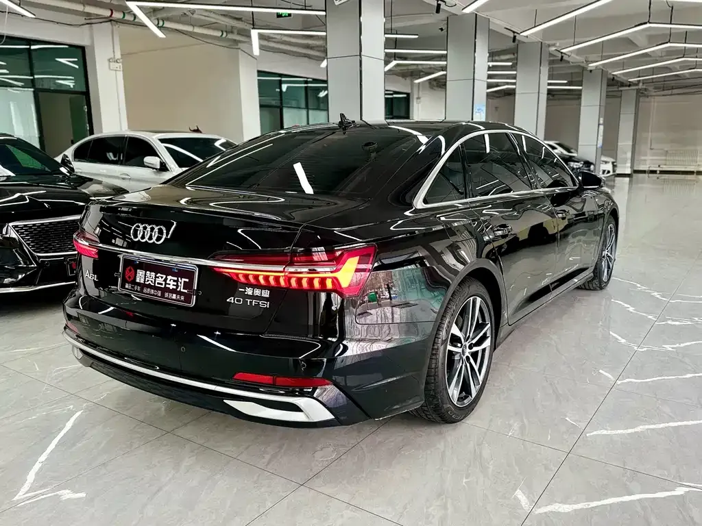 Audi A6L 2023 из CN, фото 7