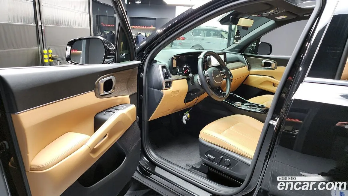 Kia Sorento — фото 8