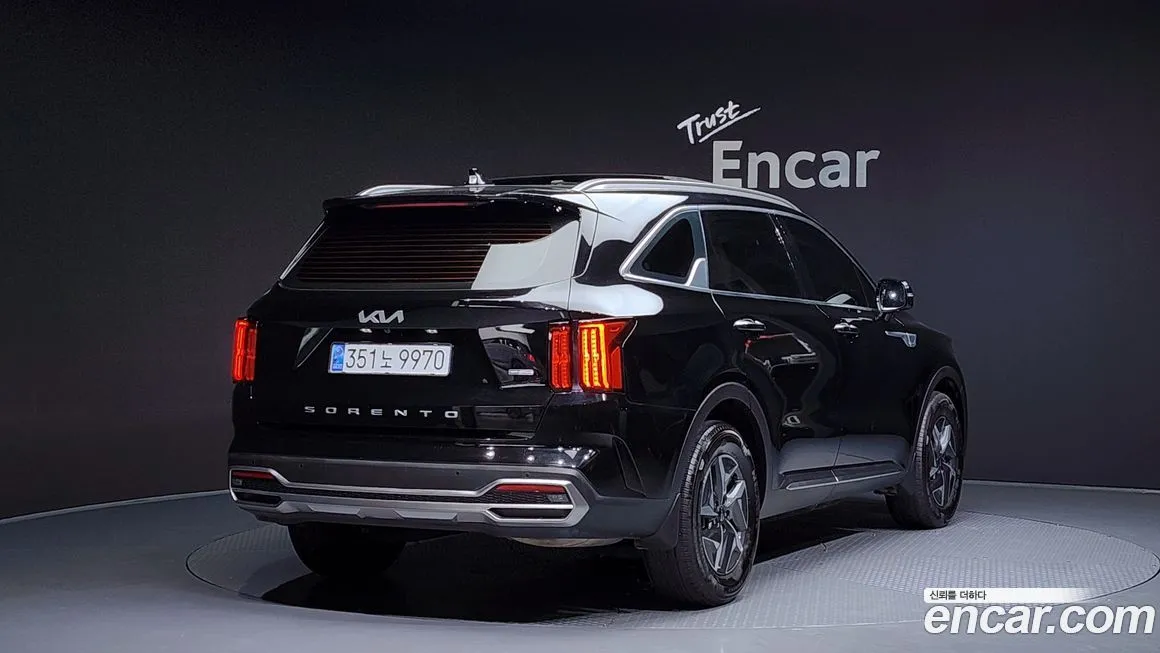 Kia Sorento — фото 9