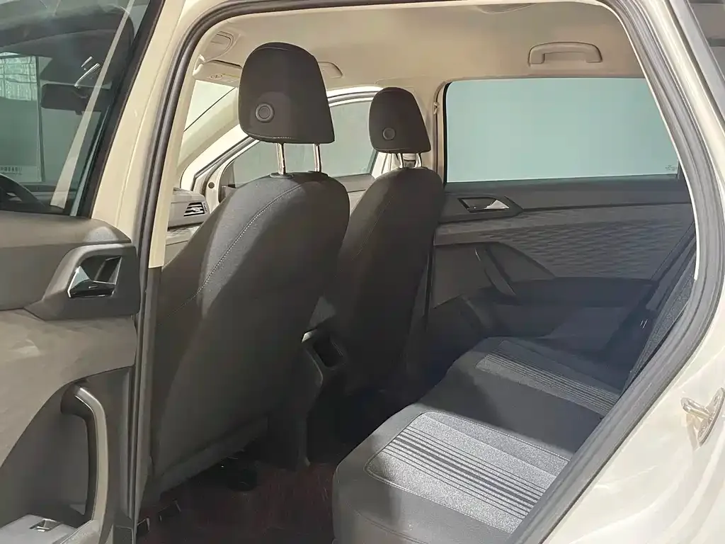Volkswagen Tharu 2021 из CN, фото 10
