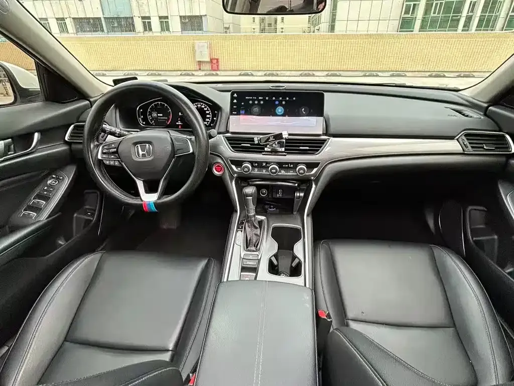 Honda Accord 2021 из CN, фото 2