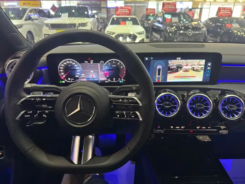 Mercedes-Benz A-Class 2023 из CN, фото 4