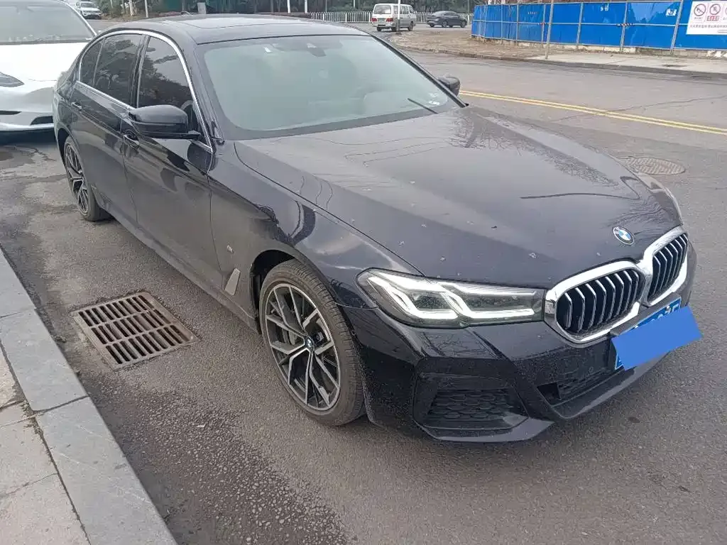 BMW 5 Series — фото 3