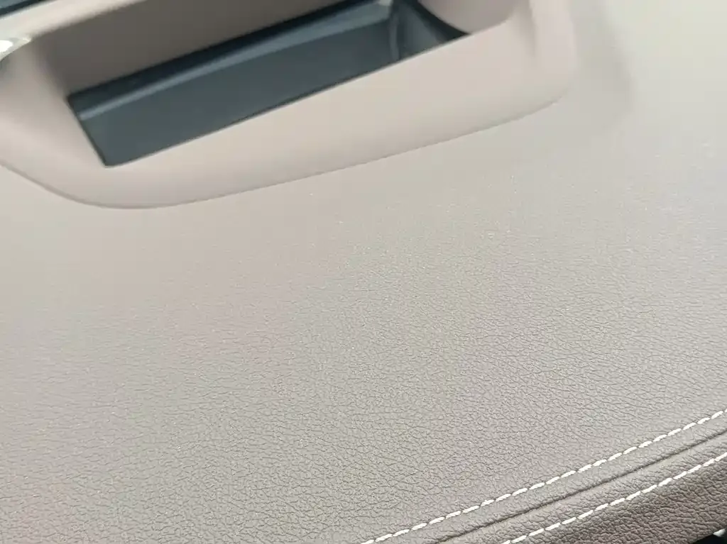 BMW 5 Series — фото 4