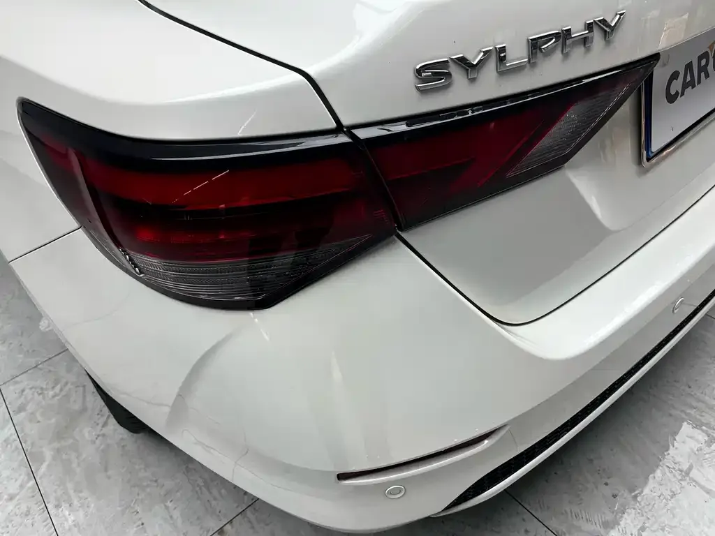 Nissan Sylphy 2023 из CN, фото 7