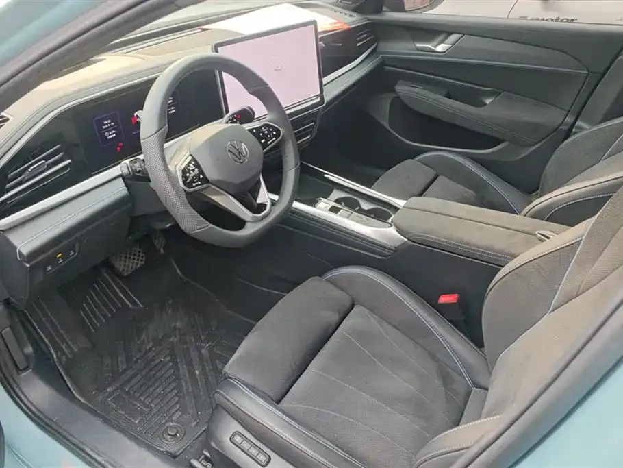 Volkswagen Passat — фото 8
