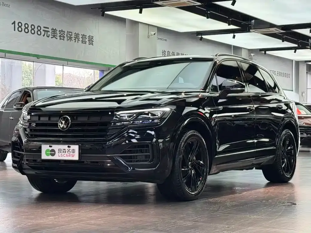 Volkswagen Touareg 2023 из CN, фото 1