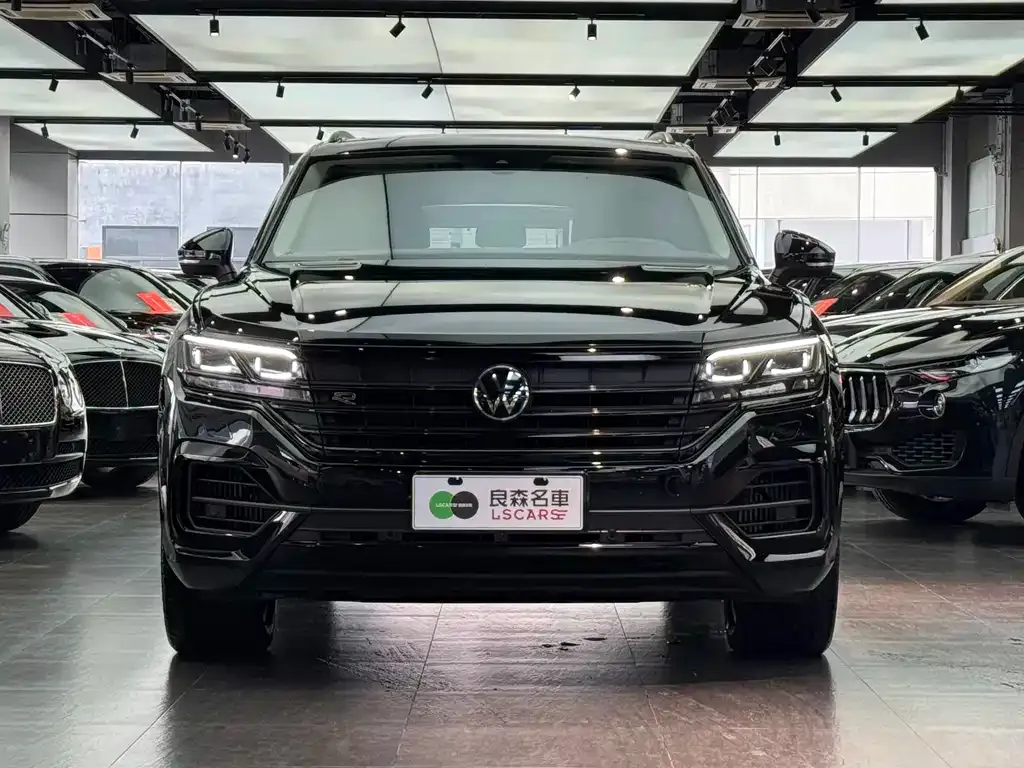 Volkswagen Touareg 2023 из CN, фото 3