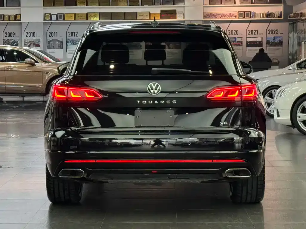 Volkswagen Touareg 2023 из CN, фото 5