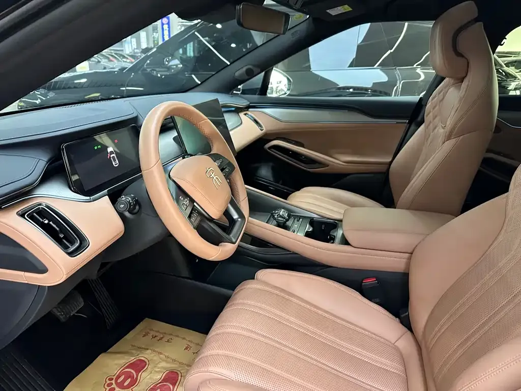 BYD L EV 2025 из CN, фото 6