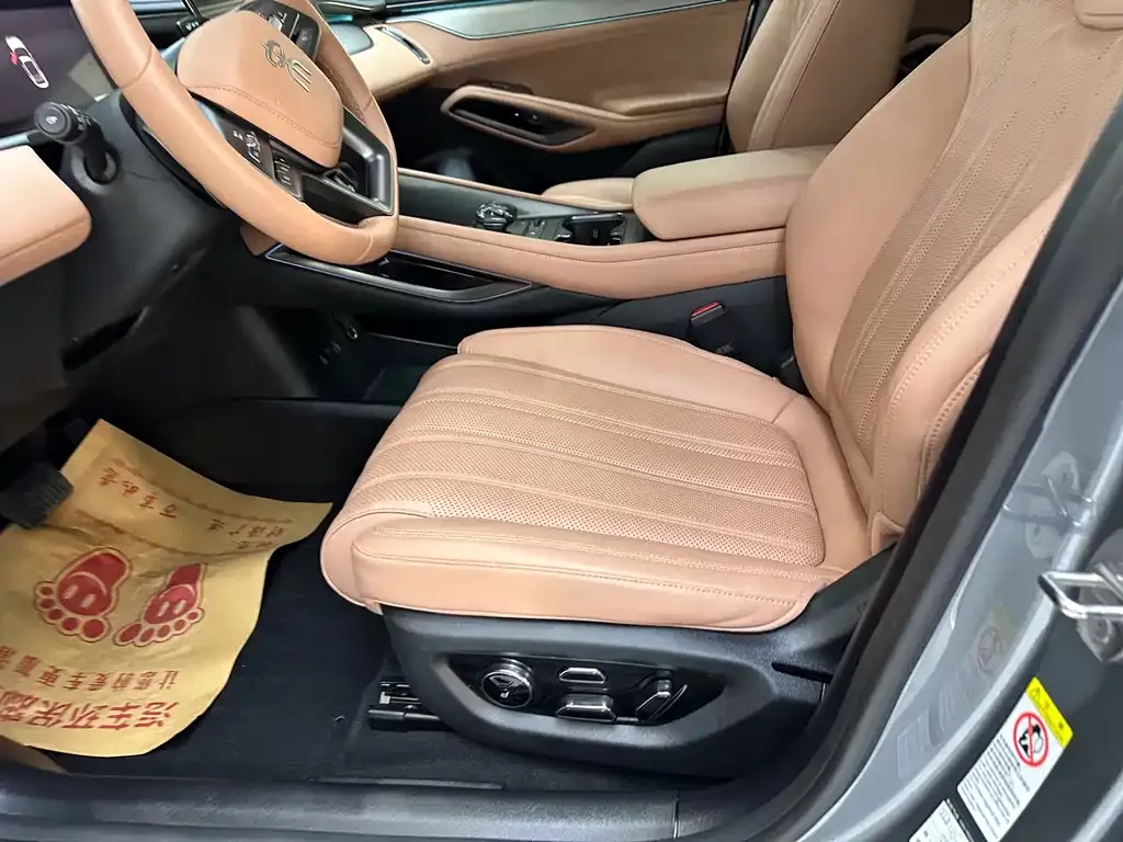 BYD L EV 2025 из CN, фото 5