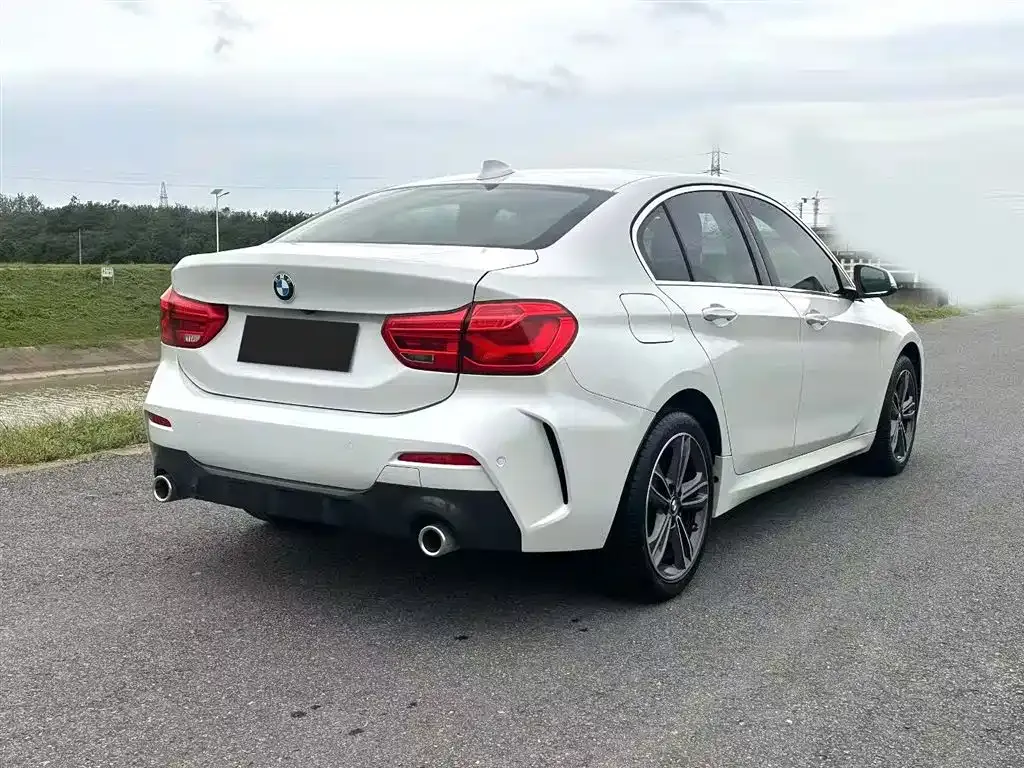 BMW 1 Series 2021 из CN, фото 5